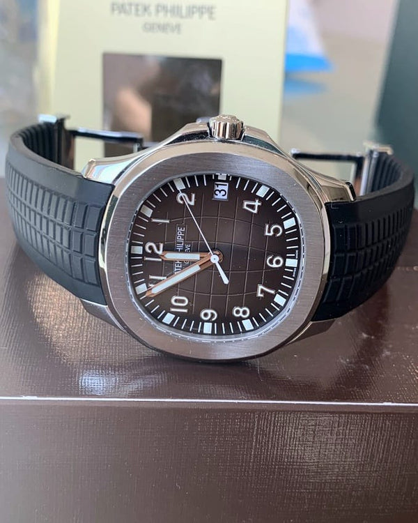 AUTOMATIC PATEK PHILIPPE STEEL AQUANAUT TIMEPIECE